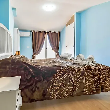 Apartament Calle Helsinki *